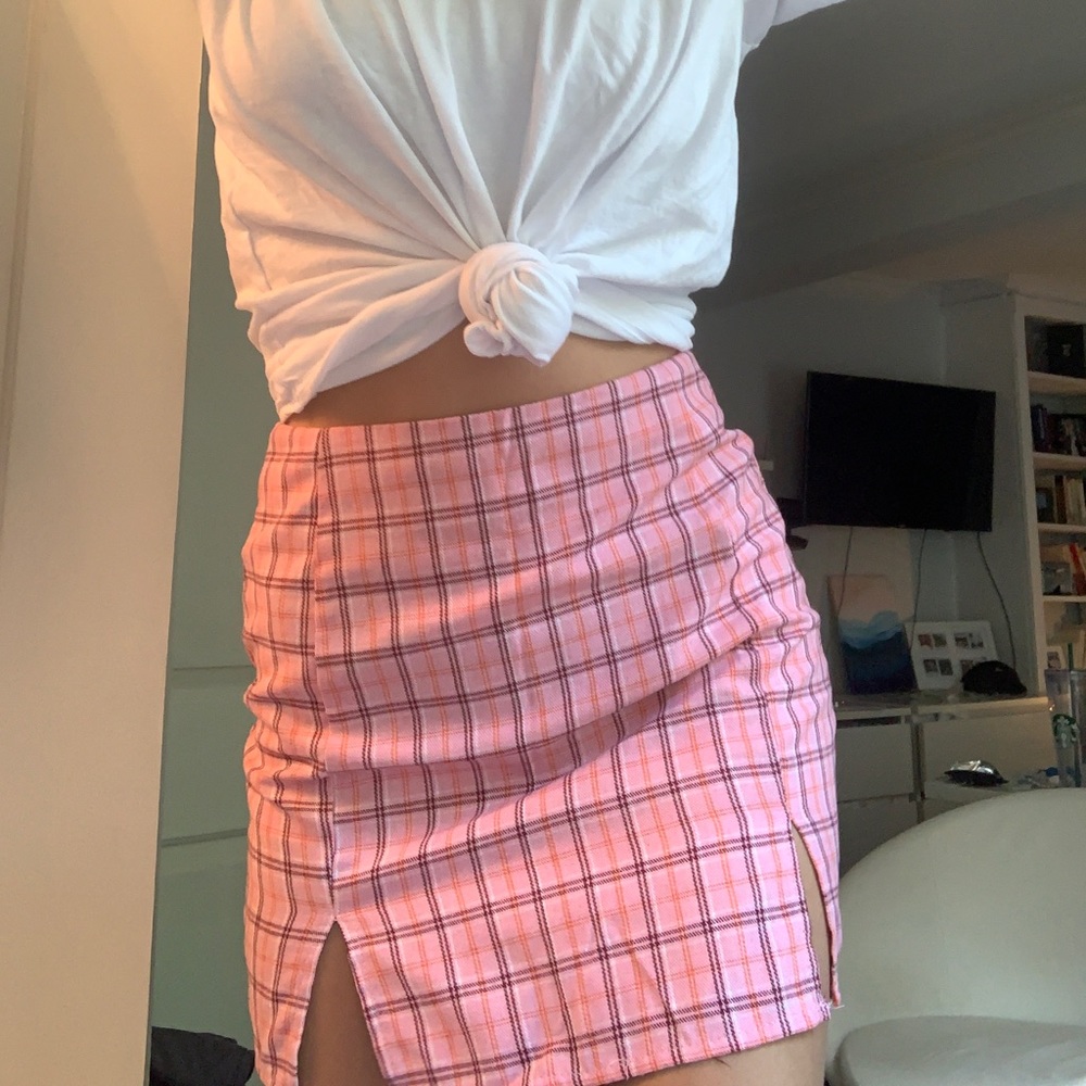 PINK MINI SKIRT